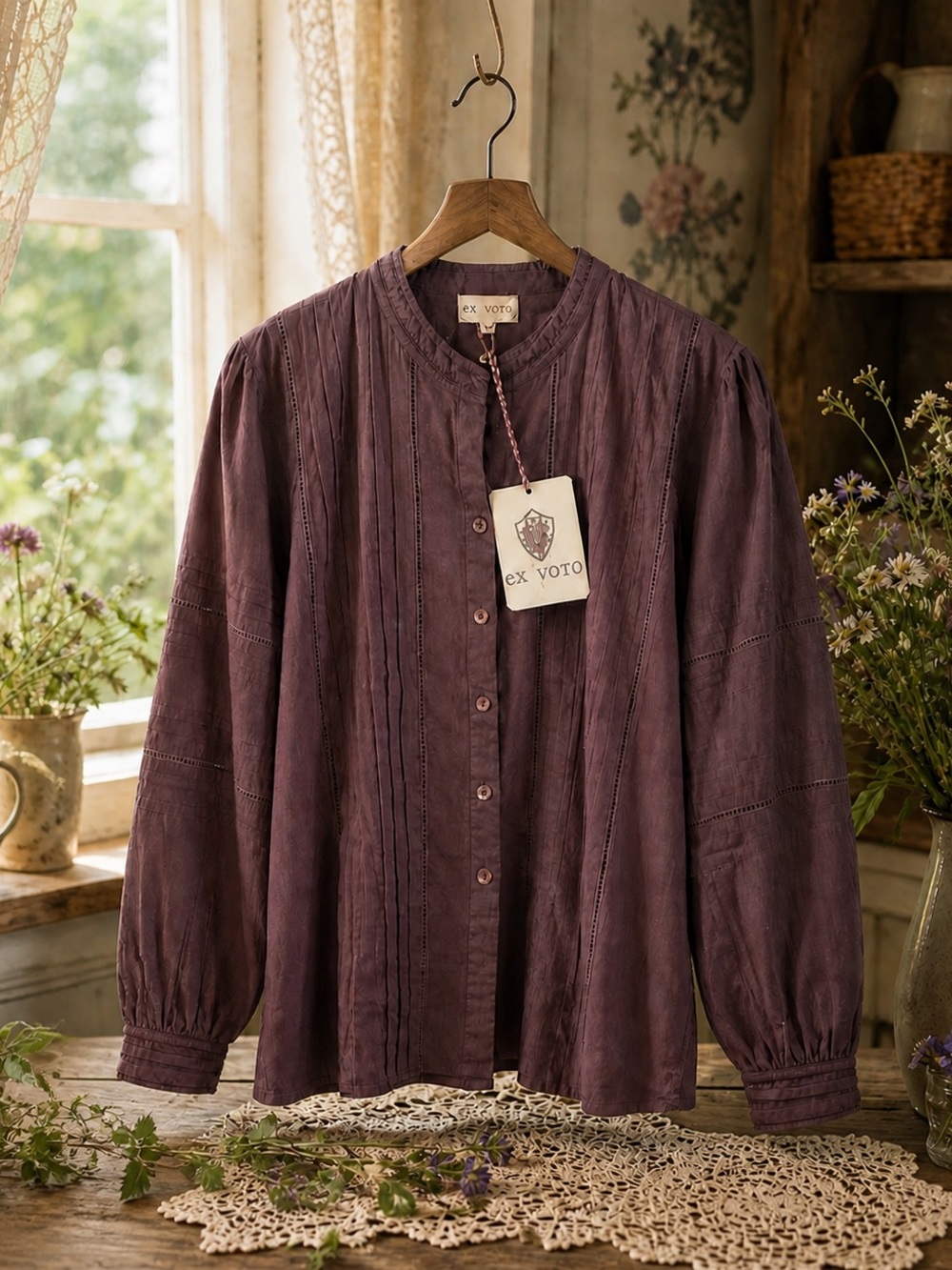 NWT: Ex Voto Olivia Long Sleeve Glous in Plum Size M